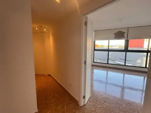 Apartamento en calle Valencia