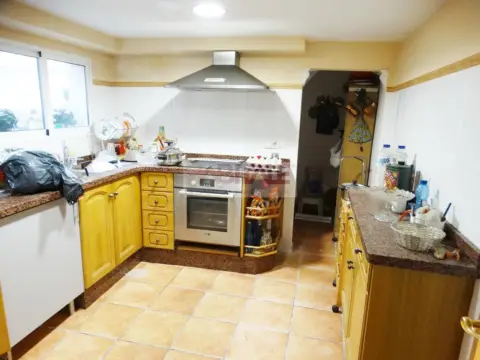 Chalet pareado en calle Diputat Villanueva o de los Hostals