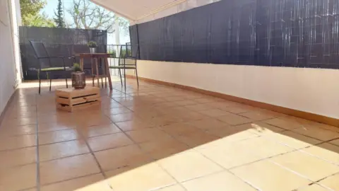 Chalet adosado en Avenida del Nueve de Octubre