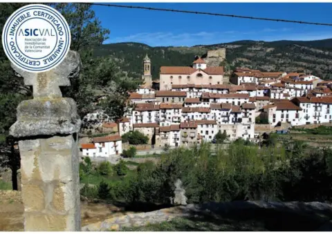 Terreno en calle Pino Del Escobón