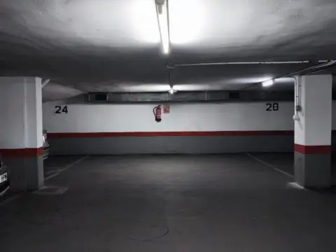 Garaje en calle de Los Urquiza