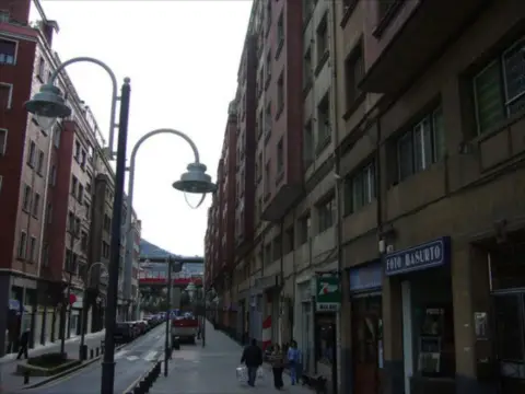 Local comercial en calle Tellagorri, 16
