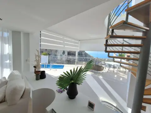 Chalet unifamiliar en calle de Peñas Rojas