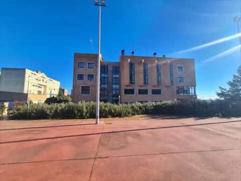 Edificio en Delicias-Prosperidad-Rollo-Puente Ladrillo