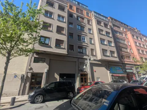 Piso en calle Novia Salcedo, 21