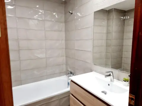 Piso en calle Pagés del Corro, 43