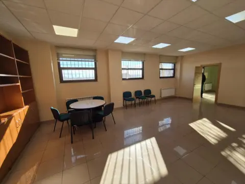 Local comercial en calle de Luis de Góngora