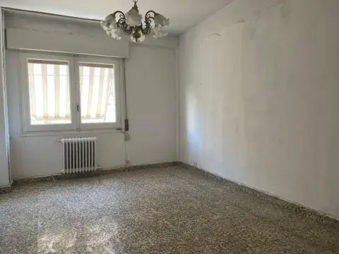 Piso en calle de Ramón y Cajal
