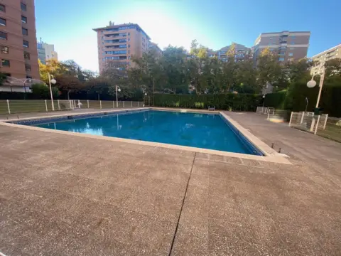 Piso en Avenida del Alcalde Gómez Laguna