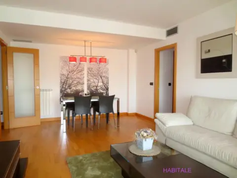 Piso en calle de la Duquesa de Villahermosa, 107