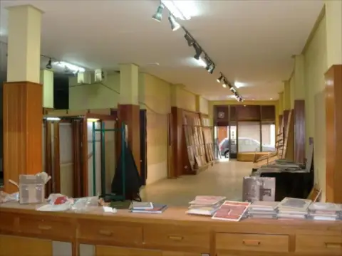 Local comercial en calle del Justicia Mayor de Aragón
