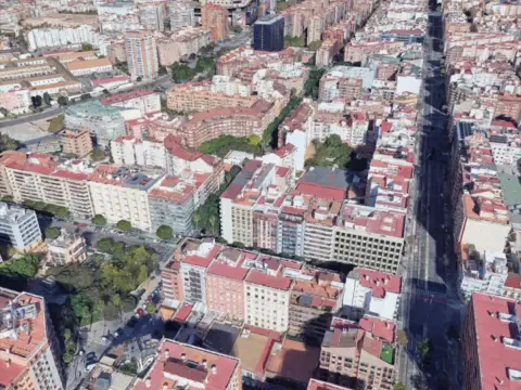 Garaje en Avenida del Puerto