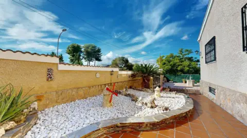 Chalet unifamiliar en Carrer Pinassa