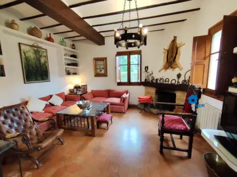 Chalet unifamiliar en Barrio de la Sopeña