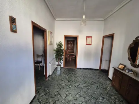 Chalet pareado en Avenida de Alicante