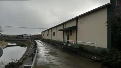 Nave industrial en Carretera Sangarren, 1