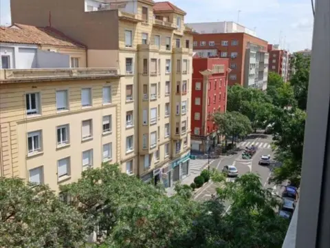 Piso en calle de la Corona de Aragón, 15