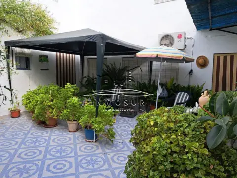 Chalet unifamiliar en Lucena