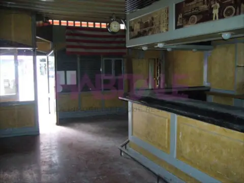 Local comercial en Autonomia Kalea, 74
