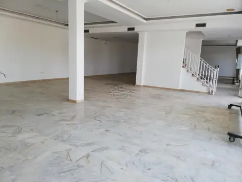 Nave industrial en Lucena