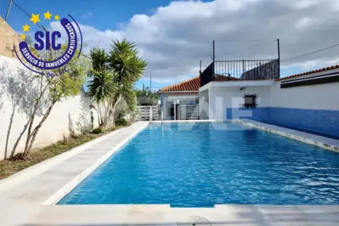 Chalet pareado en Alborache