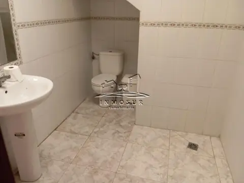 Nave industrial en Lucena