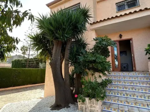 Chalet unifamiliar en Carrer de Buenos Aires