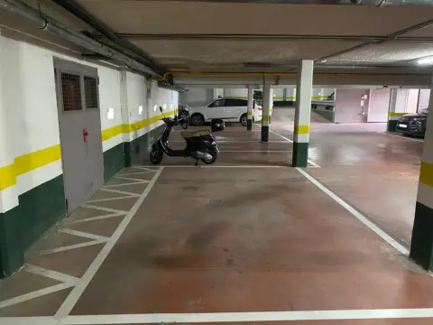 Garaje en Avenida de la Ilustración