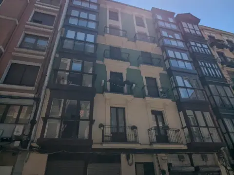 Piso en calle del Cristo, 16