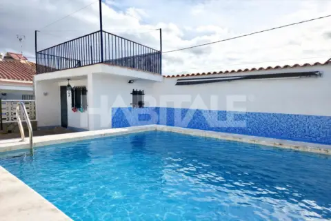 Chalet pareado en Alborache