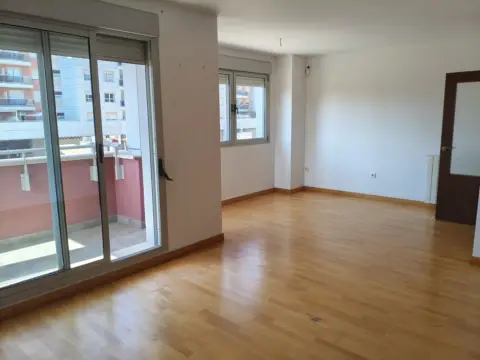 Piso en Carrer Guillem Agulló