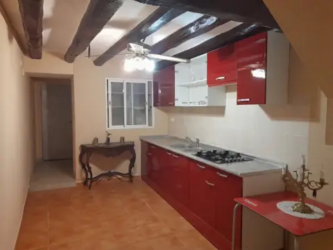 Chalet adosado en calle Joaquin Costa