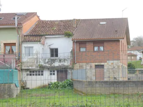 Chalet adosado en calle Antonio Ruiz Ruiz