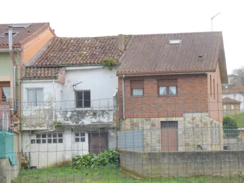 Chalet adosado en calle Antonio Ruiz Ruiz