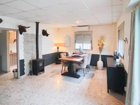 Chalet unifamiliar en Alcublas