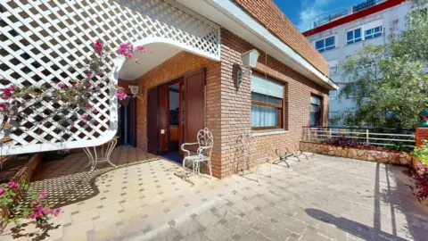 Chalet unifamiliar en Carrer de Gómez Ferrer