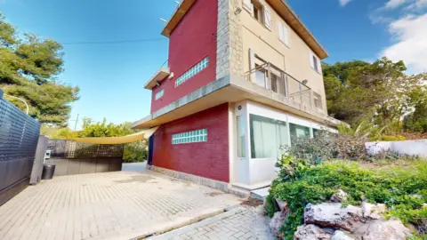 Chalet unifamiliar en Carrer 15, 95