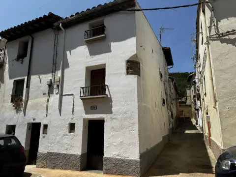 Chalet adosado en calle Rafael Gasset, 54