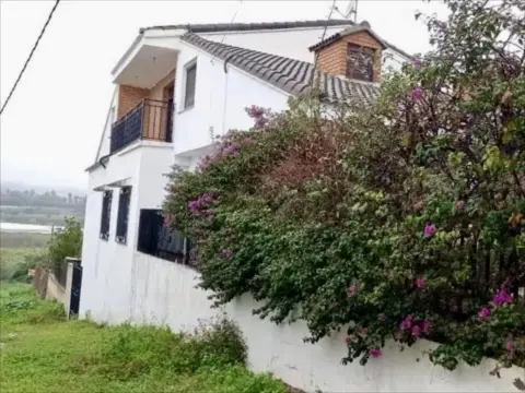 Chalet unifamiliar en Carrer Travessa Del Pou