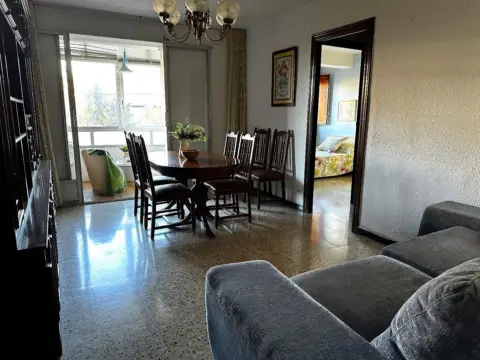 Piso en calle de Don Rafael Gil, 8