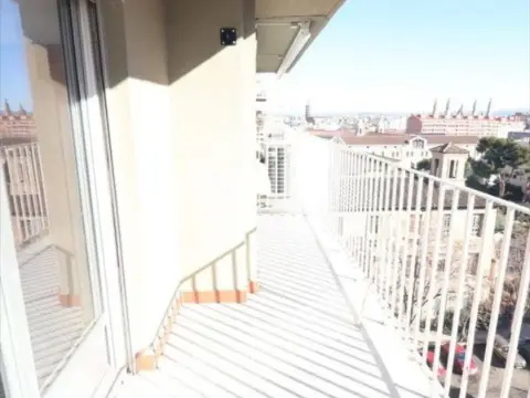 Piso en Paseo de María Agustín, 28