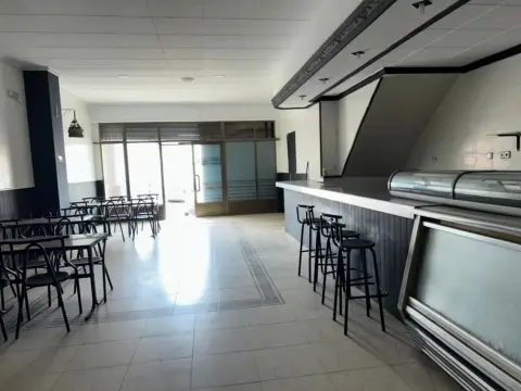 Local comercial en Carrer de València