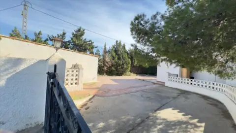 Chalet unifamiliar en Torrellano-Valverde-Parc Empresarial