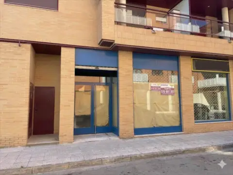 Local comercial en calle de Aragón