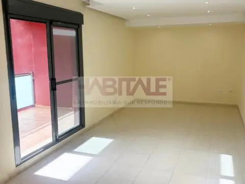 Ático en Carrer de la Reina