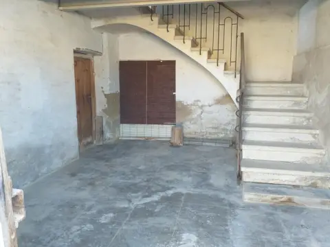 Chalet unifamiliar en calle de la Iglesia