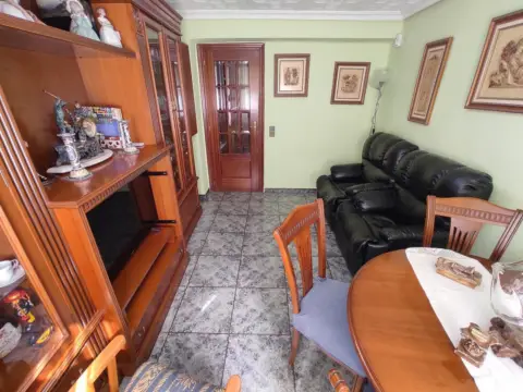 Piso en Torrefiel