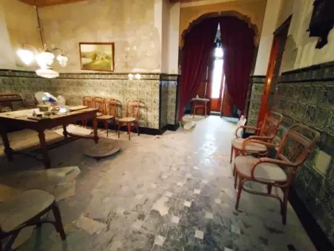 Chalet adosado en Plaza de la Generalitat, 8