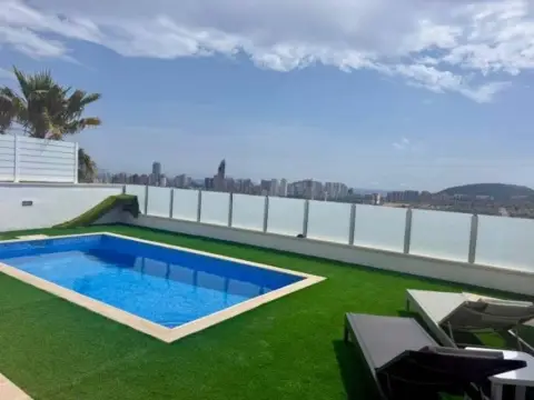 Casa adosada en Urbanizaciones Balcó de Finestrat-Terra Marina