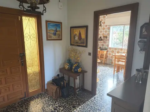 Casa unifamiliar en Urbanizacion Nueva Sierra de Altomira Guadalajara